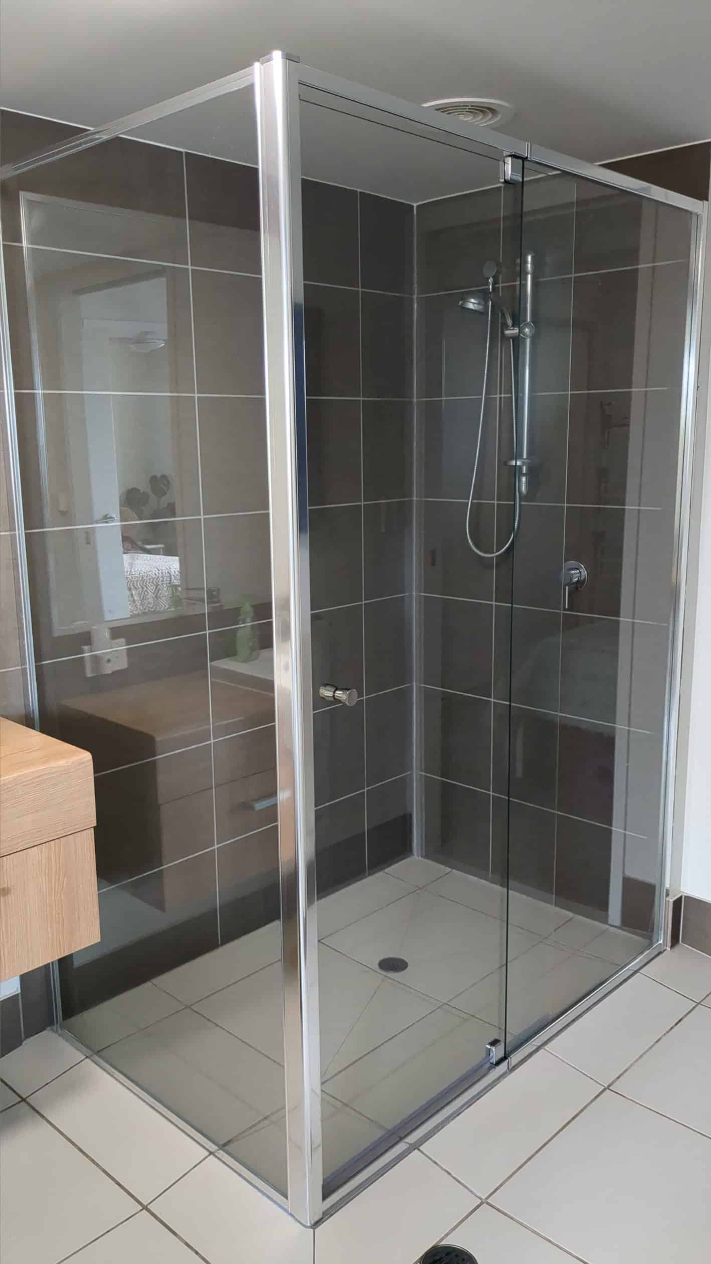 Glass Shower Screens Golden Beach, Kings Beach 4551 43