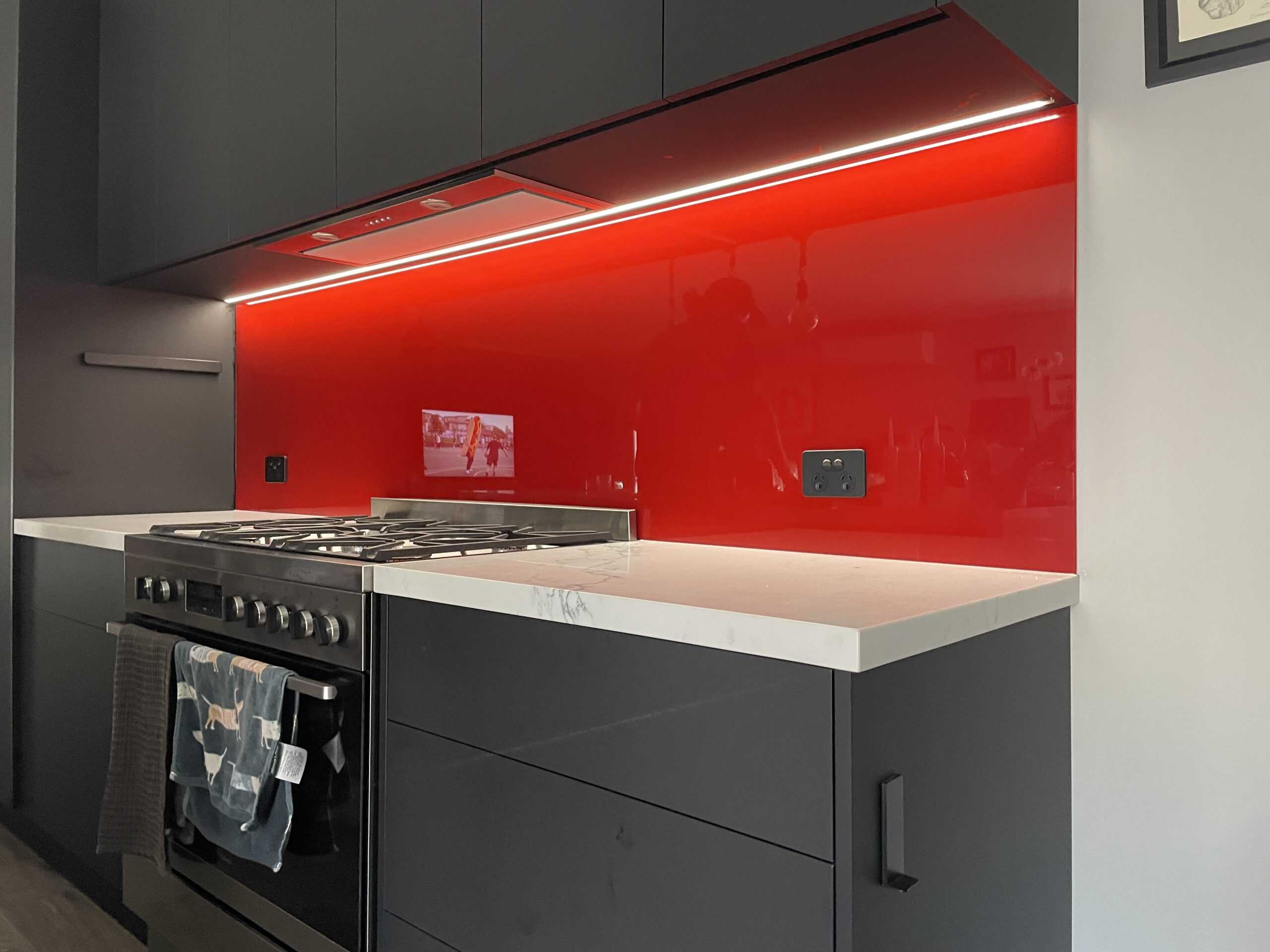 Premium Toughened Safety Glass Services in 4561 43