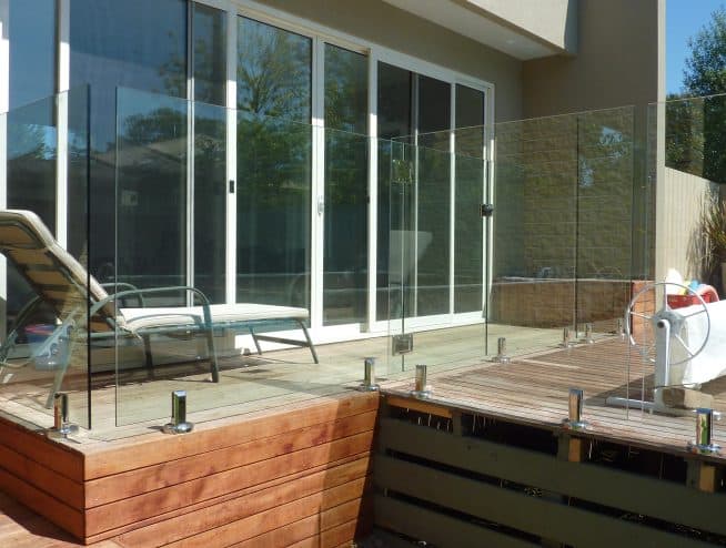 Glass Premium Pool Fencing in Forest Glen 4556 91